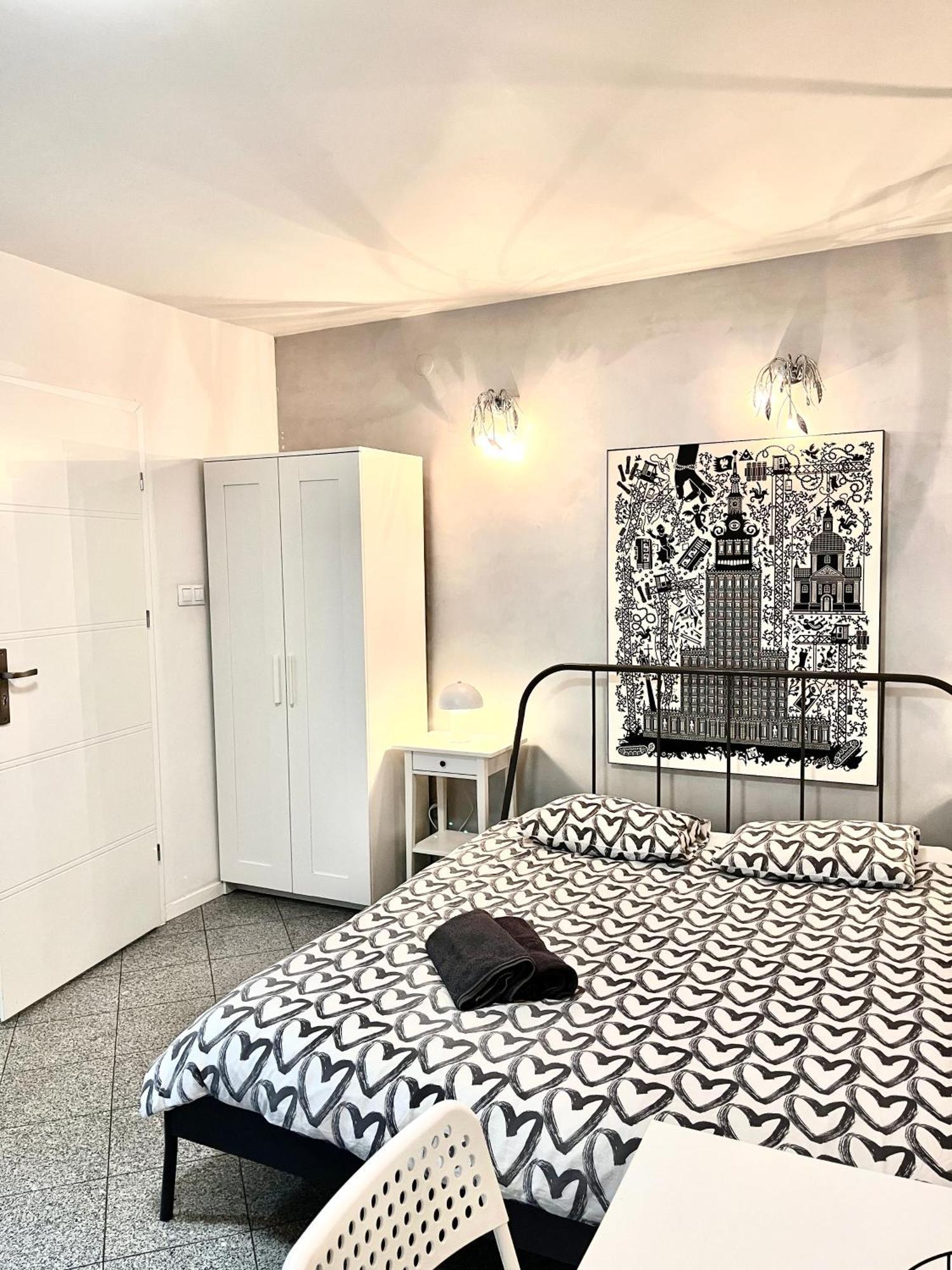 Apartamento Bezagenta Oldtown2 Close To Metro Varsovia Exterior foto